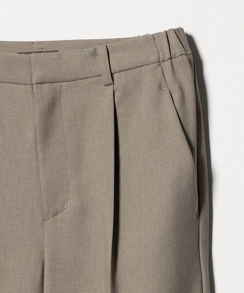 A DAY IN THE LIFE UNITED ARROWS（アデイインザライフユナイテッドアローズ）の「ドビー タック セミワイドパンツ ‐ウォッシャブル‐＜A DAY IN THE LIFE＞（その他パンツ・レディース・ベージュ/モカ/ブラック・36/38）」の15枚目の写真