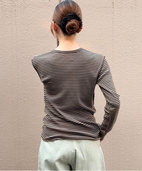 MEYAME(メヤメ)の「MEYAME/メヤメ ボーダーソフトリブヘンリーネック BORDER SOFT RIB HENRY NECK MEY-2503(Tシャツ/カットソー・レディース・ブラウン/ピンク・FREE)」の8枚目の写真
