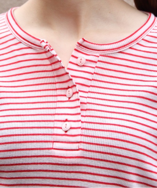 MEYAME(メヤメ)の「MEYAME/メヤメ ボーダーソフトリブヘンリーネック BORDER SOFT RIB HENRY NECK MEY-2503(Tシャツ/カットソー・レディース・ブラウン/ピンク・FREE)」の9枚目の写真