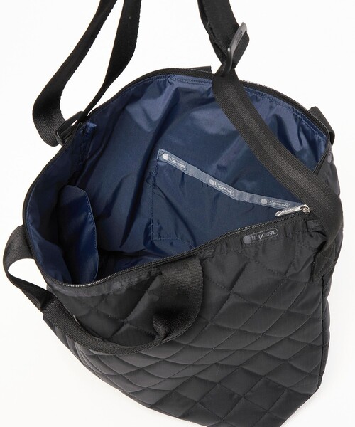 LeSportsac(レスポートサック)の「【別注】<LeSportsac>デラックス イージーキャリー トート(キルティング)(トートバッグ・レディース・ブラック・FREE)」の15枚目の写真
