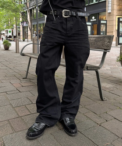 kutir(クティール)の「14OZ HEAVYWEIGHT FLARE DENIM PANTS/14OZ ヘビーウェイトフレアデニムパンツ(デニムパンツ・メンズ・ブラック・SMALL/MEDIUM/LARGE)」の1枚目の写真