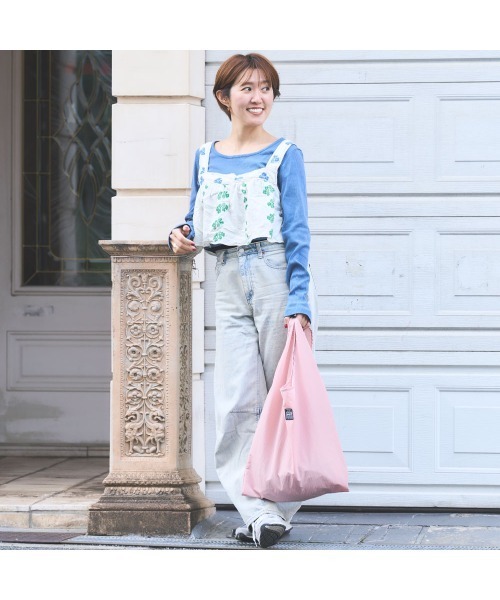 OMCC(オーエムシーシー)の「Shopping Bag Natural Ripstop M - ショッピングバッグ ナチュラルリップストップ M(エコバッグ/サブバッグ・レディース・ピンク系/セージグリーン/サンドベージュ/アイボリー/パープル/チャコールグレー・M)」の7枚目の写真