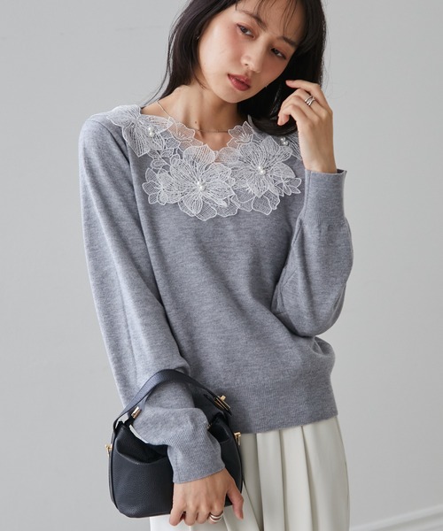 RANAN(ラナン)の「デコルテレースフリルニット(ニット/セーター・レディース・グレー/ブラック・M/LL/L)」の2枚目の写真