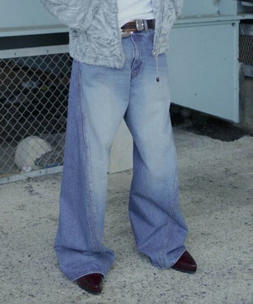 3D TWISTED WIDE LEG JEANS（デニムパンツ）｜NVRFRGT（ネヴァーフォー