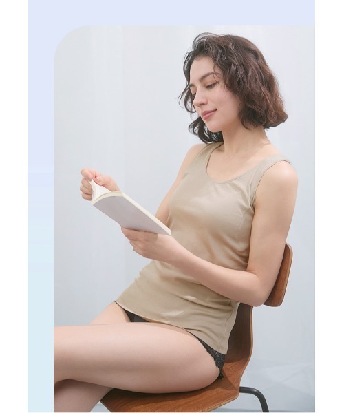 ESLIA(エスリア)の「「サラリノ」持続涼感タンクトップ(タンクトップ・レディース・ブラック/ベージュ・M/L/XL)」の5枚目の写真