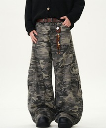 WESTBOY（ウエストボーイ）の「Y2K ユニセックス カモフラ柄 ワイドシルエット カーゴパンツ WO26W4PT03（カーゴパンツ）」