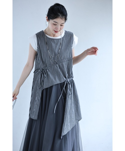 cawaii（カワイイ）の「シャーリングデザインのチェック柄変形チュニック（Tシャツ/カットソー・レディース・ブラック・FREE）」の14枚目の写真