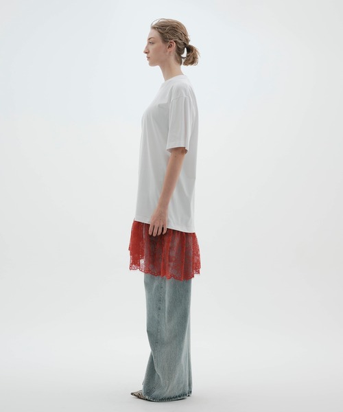 NOISE MAKER(ノイズメーカー)の「《接触冷感》レースヘムオーバーサイズTEE(Tシャツ/カットソー・レディース・ブラック×ブラック/ホワイト×レッド/ホワイト×ホワイト・FREE)」の4枚目の写真