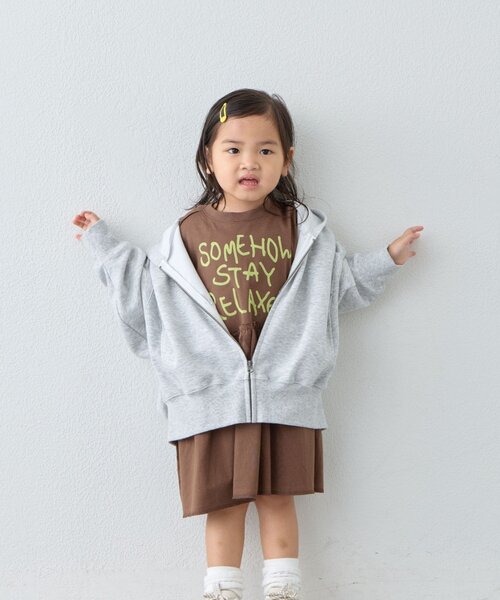 CIAOPANIC TYPY(チャオパニックティピー)の「【KIDS】KIDSピグメントダンボールパーカー(パーカー・キッズ・グリーン/ブラウン/レッド/グレー/チャコールグレー・130/150/110)」の3枚目の写真