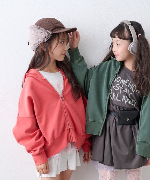 CIAOPANIC TYPY(チャオパニックティピー)の「【KIDS】KIDSピグメントダンボールパーカー(パーカー・キッズ・グリーン/ブラウン/レッド/グレー/チャコールグレー・130/150/110)」の5枚目の写真