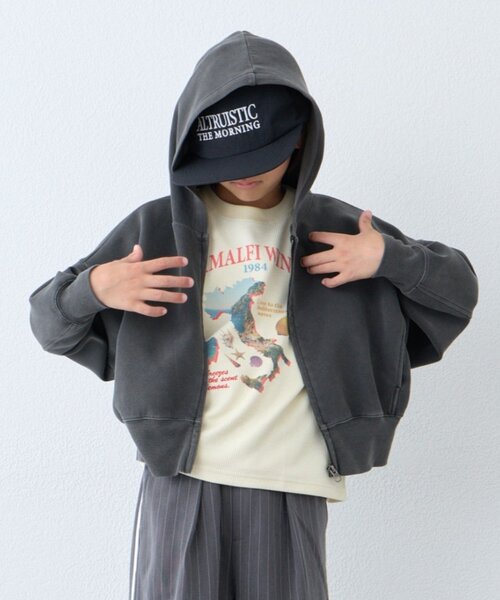 CIAOPANIC TYPY(チャオパニックティピー)の「【KIDS】KIDSピグメントダンボールパーカー(パーカー・キッズ・グリーン/ブラウン/レッド/グレー/チャコールグレー・130/150/110)」の2枚目の写真