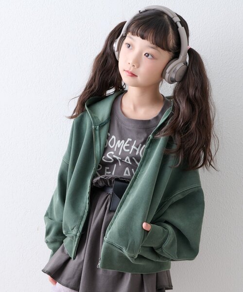 CIAOPANIC TYPY(チャオパニックティピー)の「【KIDS】KIDSピグメントダンボールパーカー(パーカー・キッズ・グリーン/ブラウン/レッド/グレー/チャコールグレー・130/150/110)」の4枚目の写真