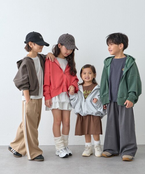 CIAOPANIC TYPY(チャオパニックティピー)の「【KIDS】KIDSピグメントダンボールパーカー(パーカー・キッズ・グリーン/ブラウン/レッド/グレー/チャコールグレー・130/150/110)」の8枚目の写真