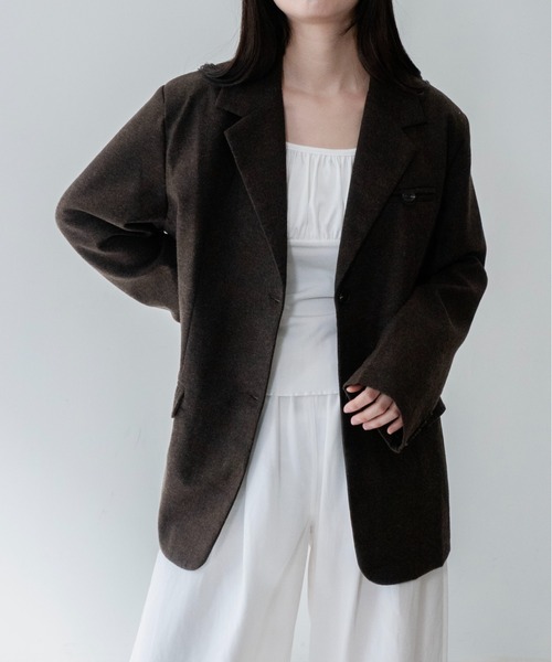 on:nue(オンニュ)の「【on:nue】スクエアネックギャザーカットソー /26-27 AW COLLECTION(Tシャツ/カットソー・レディース・グレー/ブラック/ホワイト/ブラウン・FREE)」の8枚目の写真