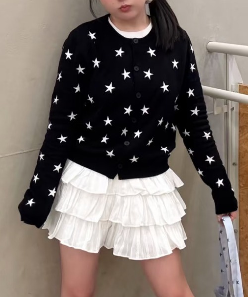 AVYL(アヴィル)の「星柄クルーネックニットカーディガン(カーディガン/ボレロ・レディース・ブラック・M)」の9枚目の写真
