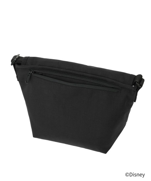 Manhattan Portage(マンハッタンポーテージ)の「NYLON MESSENGER BAG(XS)BACK POCKET W/ DIVIDER MAGNET / MICKEY / 26(メッセンジャーバッグ・レディース・ブラック・X-SMALL)」の7枚目の写真