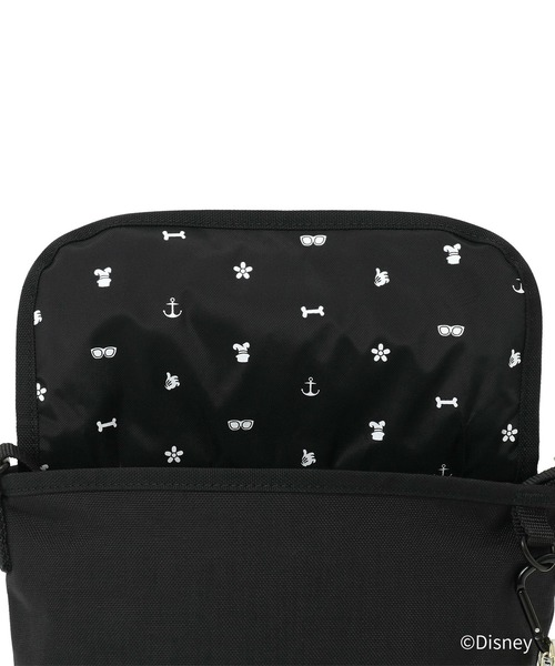 Manhattan Portage(マンハッタンポーテージ)の「NYLON MESSENGER BAG(XS)BACK POCKET W/ DIVIDER MAGNET / MICKEY / 26(メッセンジャーバッグ・レディース・ブラック・X-SMALL)」の11枚目の写真
