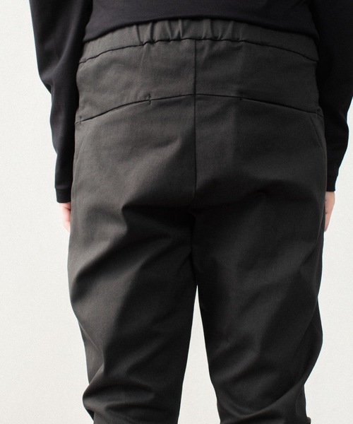 ATTACHMENT(アタッチメント)の「【LIMITED】ラバーストレッチツイル 3D パンツ / RUBBER STRETCH TWILL THREE DIMENSIONAL PANTS(デニムパンツ・メンズ・ダークグレー/ブラック・3/2/1/4)」の11枚目の写真