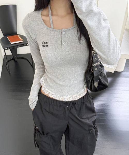 muahmuah（ムーアムーア）の「レース配色 ホルターネックTシャツ [グレー]（Tシャツ/カットソー・レディース・その他・FREE）」の4枚目の写真