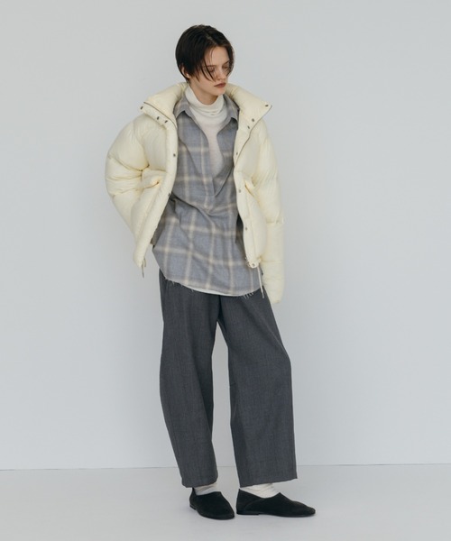 CREDONA(クレドナ)の「【THE C】ICHIGUN WIDE BEETLE PANTS/イチグンワイドビートルパンツ(その他パンツ・レディース・ブラック/グレー/ブラウン・2/0/1)」の4枚目の写真