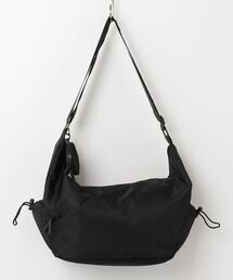 【MAISON CLUB】Tech Nylon Crescent Shoulder Bag / テックナイロン クレセント ショルダーバッグ【韓国デザイン】 NEO