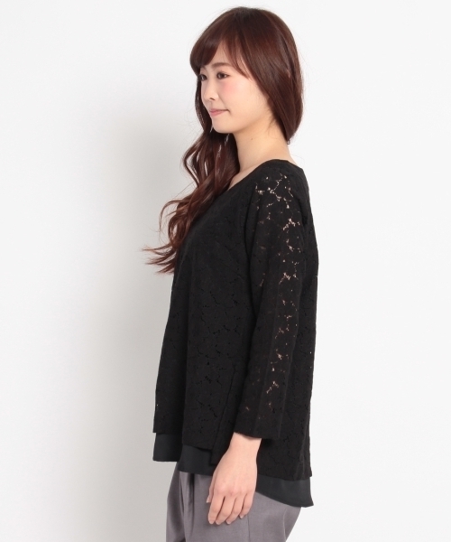 HusHusH（ハッシュアッシュ）の「レースレイヤード風バックシャンブラウス（シャツ/ブラウス・レディース・ブラック/ベージュ/ホワイト・01/02/03）」の4枚目の写真