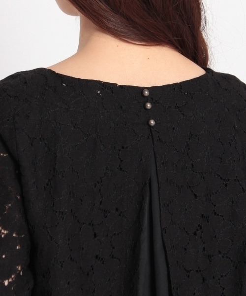 HusHusH（ハッシュアッシュ）の「レースレイヤード風バックシャンブラウス（シャツ/ブラウス・レディース・ブラック/ベージュ/ホワイト・01/02/03）」の8枚目の写真