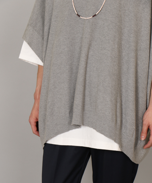 Lui's(ルイス)の「ニットポンチョ(ニット/セーター・メンズ・ブラック/グレー・FREE)」の7枚目の写真