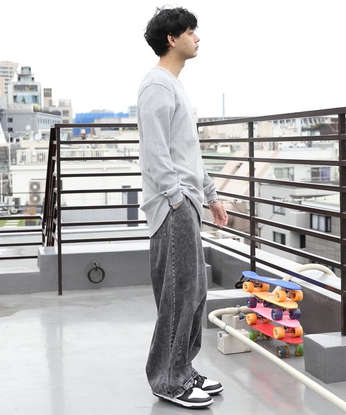 ８(eight)（エイト）の「ロング丈長袖ワッフル生地カットソー（Tシャツ/カットソー・メンズ・ブラック/ホワイト/グレー/ブラック系その他2/ホワイト×ネイビー/ホワイト×ブラック/ホワイト系その他2/ネイビー・LARGE/MEDIUM/X-LARGE/SMALL）」の19枚目の写真