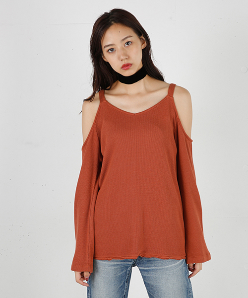 MOUSSY（マウジー）の「OPEN SHOULDER L/S TOP（Tシャツ/カットソー・レディース・ブラック/トップグレー/ブラウン・FREE）」の3枚目の写真