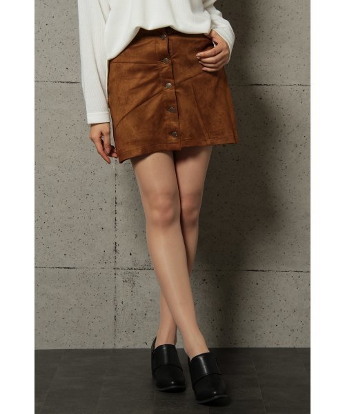 VENCEEXCHANGE（ヴァンスエクスチェンジ）の「フェイクスェード前ボタンスカート               （スカート・レディース・オリーブ/ライトブラウン/ベージュ/コーラル・SMALL/MEDIUM）」の2枚目の写真