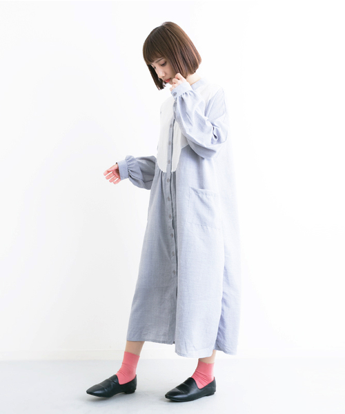 MERLOT（メルロー）の「フロントスカラップレースワンピース5792（シャツワンピース・レディース・ベージュ/ライトブルー/グレー/ピンク・FREE）」の2枚目の写真