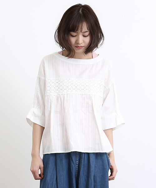 CUBE SUGAR（キューブシュガー）の「カラミ無地５分袖レース付ブラウス（シャツ/ブラウス・レディース・カーキ/イエロー/ホワイト/ブラック・M）」の2枚目の写真