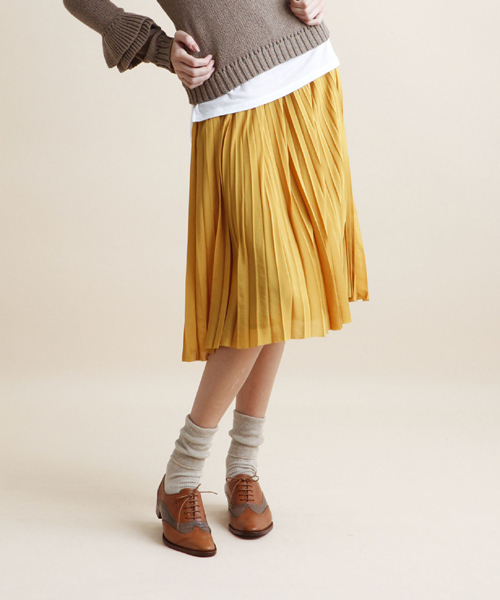UNITED ARROWS（ユナイテッドアローズ）の「SACRA プリーツスカート† ◆（スカート・レディース・マスタード/オレンジ・36/38）」の2枚目の写真