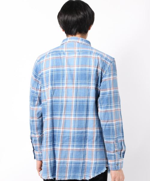 VENCEEXCHANGE(ヴァンスエクスチェンジ)の「インディゴダメージチェックシャツ (シャツ/ブラウス・メンズ・ライトブルー/Red/スカイブルー・LARGE/MEDIUM)」の5枚目の写真