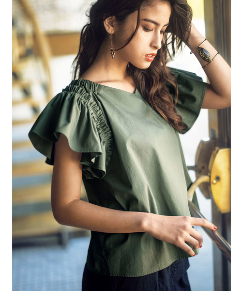 GeeRA（ジーラ）の「前後着れる袖フリルブラウス（シャツ/ブラウス・レディース・ブラック/オフホワイト/カーキ・SMALL/MEDIUM/LARGE/X-LARGE/XX-LARGE）」の3枚目の写真