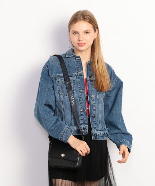 ARMANI EXCHANGE(アルマーニエクスチェンジ)の「【A|Xアルマーニ エクスチェンジ】ミニショルダーバッグ(ショルダーバッグ・レディース・ブラック系その他・FREE)」の5枚目の写真