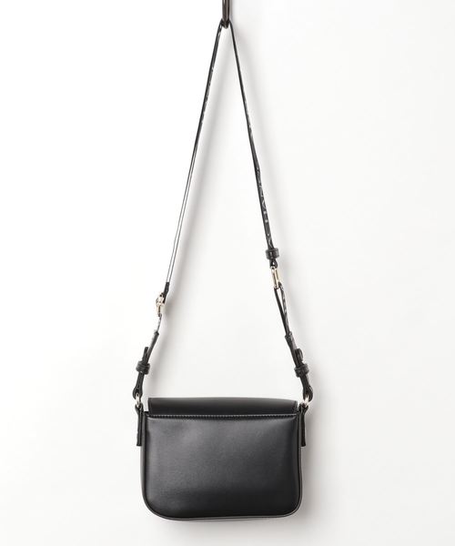 ARMANI EXCHANGE(アルマーニエクスチェンジ)の「【A|Xアルマーニ エクスチェンジ】ミニショルダーバッグ(ショルダーバッグ・レディース・ブラック系その他・FREE)」の10枚目の写真