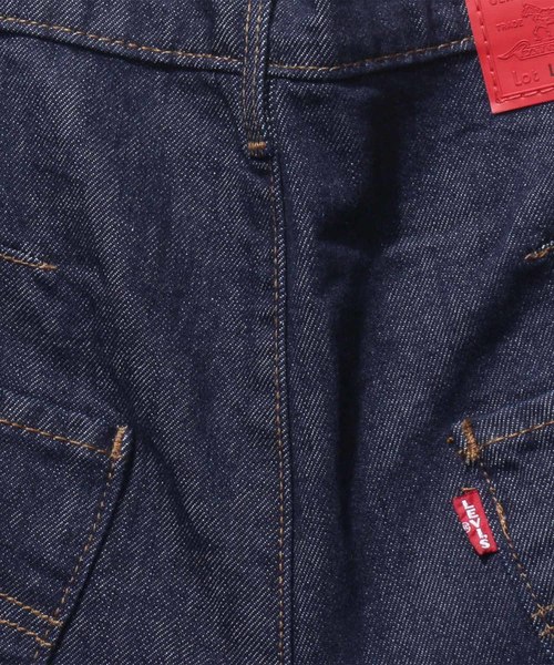 Levi's（リーバイス）の「LEVI’S(R) ENGINEERED JEANS(TM)  LEJ 1ST LOOSE ROUND THE TWIST（デニムパンツ・レディース・ダークインディゴブルー・28inch/23inch/24inch/25inch/26inch/27inch）」の8枚目の写真