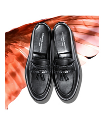 タッセルローファー