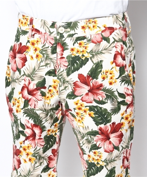 UNION STATION（ユニオンステーション）の「【スマート6月号/2014　成宮寛貴さん着用】 フラワープリントショーツ/花柄ショーツ（その他パンツ・メンズ・キナリ/ネイビー・LARGE/MEDIUM/LL）」の3枚目の写真