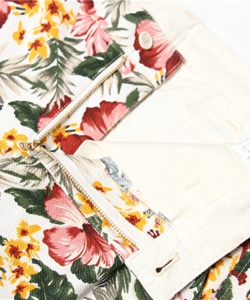 UNION STATION（ユニオンステーション）の「【スマート6月号/2014　成宮寛貴さん着用】 フラワープリントショーツ/花柄ショーツ（その他パンツ・メンズ・キナリ/ネイビー・LARGE/MEDIUM/LL）」の7枚目の写真