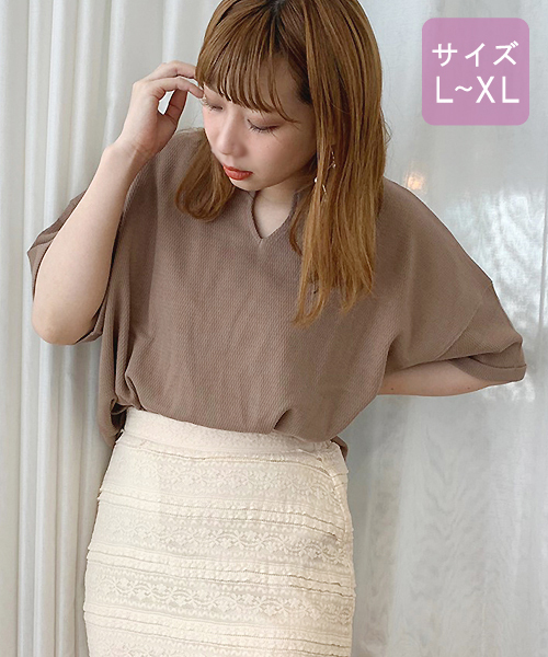 apres jour(アプレジュール)の「【大きいサイズ】ハニカムキーネックT【ZOZOTOWN限定アイテム】(Tシャツ/カットソー・レディース・ブラック/カーキ/オレンジ系その他/ブラウン系その他/スモークピンク/モカ/アイボリー/その他・X-LARGE)」の13枚目の写真