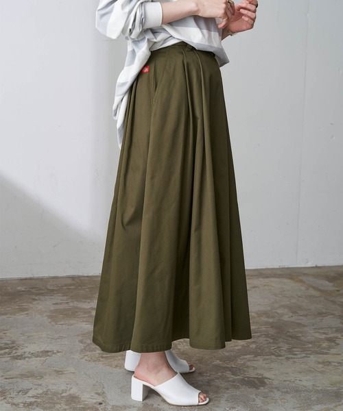 Dickies(ディッキーズ)の「Dickies ディッキーズ 別注 限定 TCツイルタック入りロングフレアスカート(スカート・レディース・ブラック/ベージュ/ネイビー/ブラウン/オフホワイト/オリーブ・FREE)」の12枚目の写真