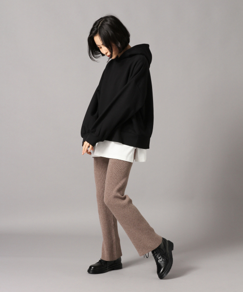 LOWRYS FARM（ローリーズファーム）の「BIGフーディ　851690（パーカー・レディース・アイボリー/ブラック/ベージュ/ブルー・FREE）」の5枚目の写真