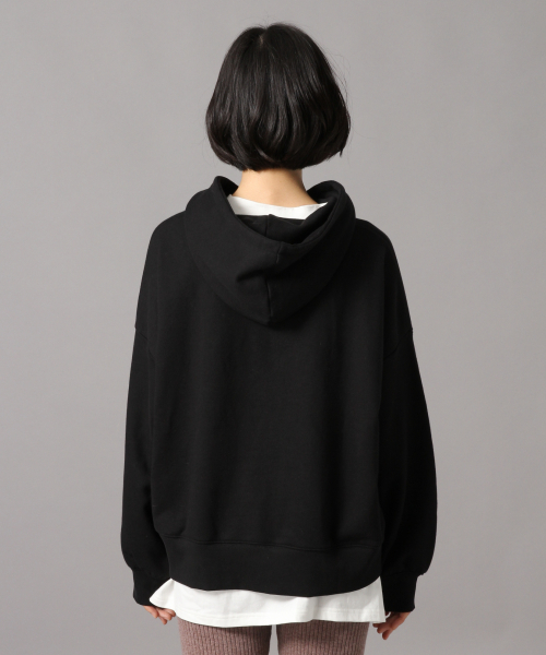 LOWRYS FARM（ローリーズファーム）の「BIGフーディ　851690（パーカー・レディース・アイボリー/ブラック/ベージュ/ブルー・FREE）」の9枚目の写真