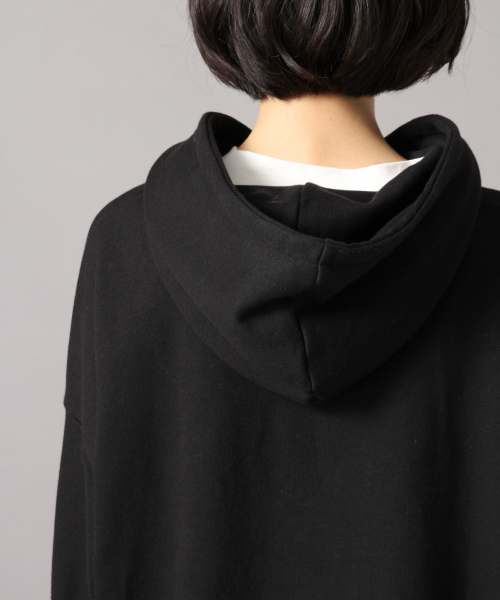 LOWRYS FARM（ローリーズファーム）の「BIGフーディ　851690（パーカー・レディース・アイボリー/ブラック/ベージュ/ブルー・FREE）」の12枚目の写真