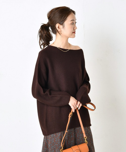 DouDou(ドゥドゥ)の「ホールガータボートネックプルオーバー(ニット/セーター・レディース・ブラウン/モスグリーン/ホワイト系その他・FREE)」の11枚目の写真