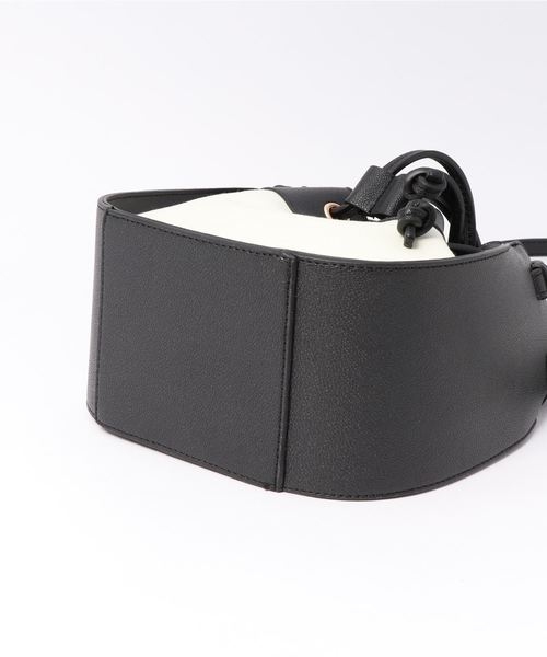 fifth(フィフス)の「2way巾着バッグ(ハンドバッグ・レディース・ブラック/レッド/ホワイト・FREE)」の22枚目の写真