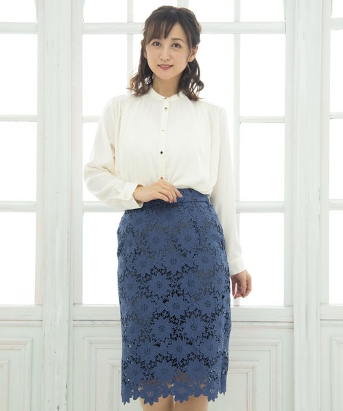TRUDEA(トルディア)の「ヴィンテージサテン バンドカラーブラウス(シャツ/ブラウス・レディース・ホワイト/アイボリー/ベージュ/ネイビー/ピンク・MEDIUM/LARGE)」の7枚目の写真